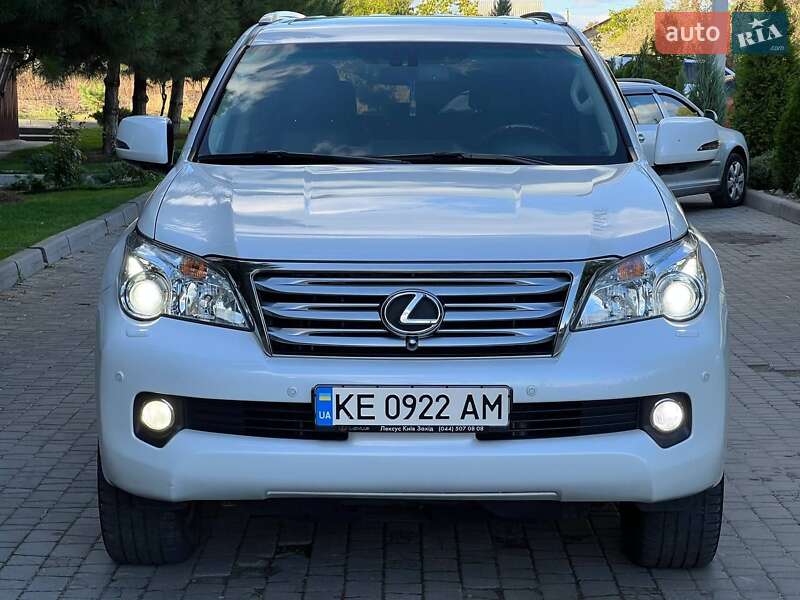 Lexus GX 2011