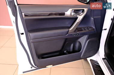 Позашляховик / Кросовер Lexus GX 2020 в 