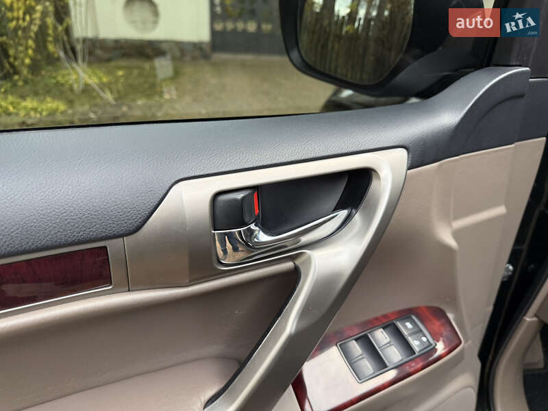 Внедорожник / Кроссовер Lexus GX 2011 в Киеве