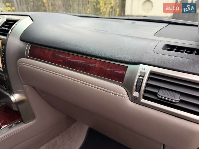 Внедорожник / Кроссовер Lexus GX 2011 в Киеве