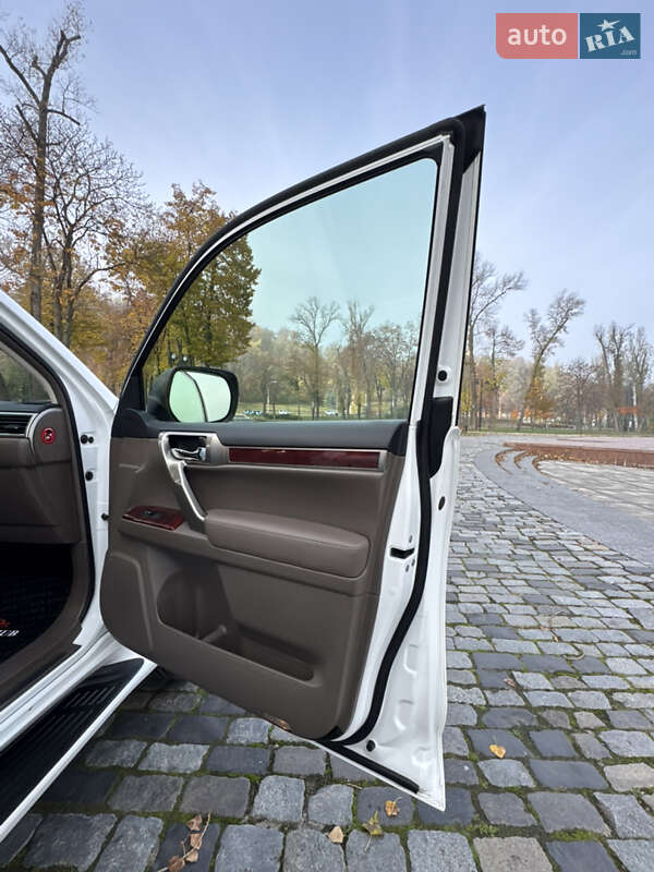 Позашляховик / Кросовер Lexus GX 2013 в Києві