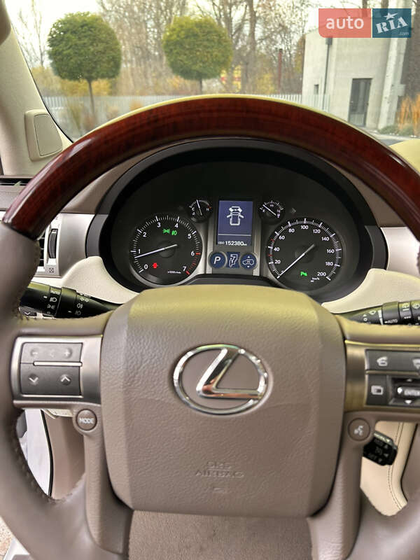 Внедорожник / Кроссовер Lexus GX 2012 в Черновцах