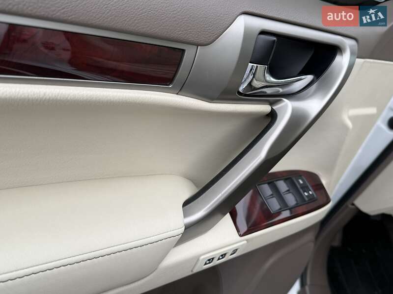 Позашляховик / Кросовер Lexus GX 2011 в Дніпрі