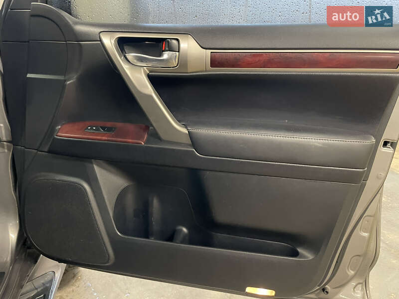 Внедорожник / Кроссовер Lexus GX 2010 в Киеве