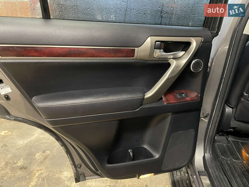 Внедорожник / Кроссовер Lexus GX 2010 в Киеве