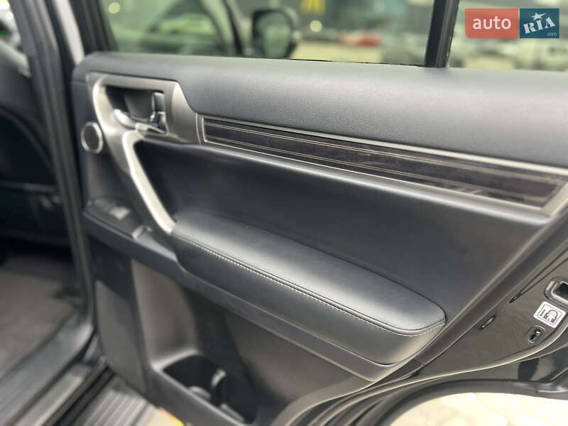 Внедорожник / Кроссовер Lexus GX 2022 в Киеве фото 43 Внедорожник / Кроссовер Lexus GX 2022 в Киеве