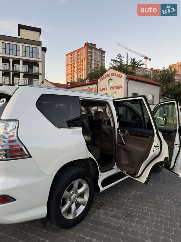 Внедорожник / Кроссовер Lexus GX 2015 в Тернополе