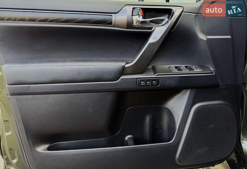 Внедорожник / Кроссовер Lexus GX 2021 в Киеве