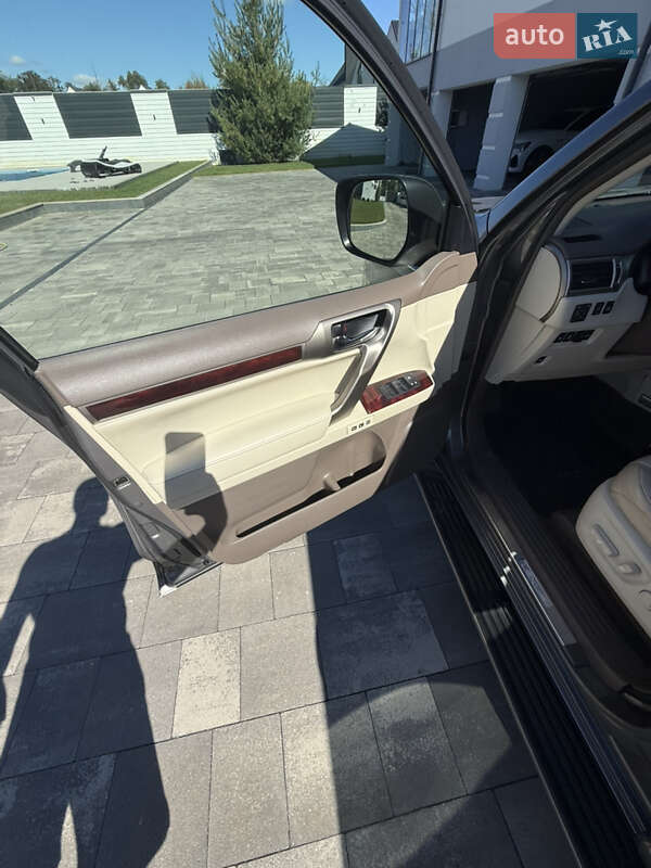 Внедорожник / Кроссовер Lexus GX 2010 в Ирпене фото 5 Внедорожник / Кроссовер Lexus GX 2010 в Ирпене