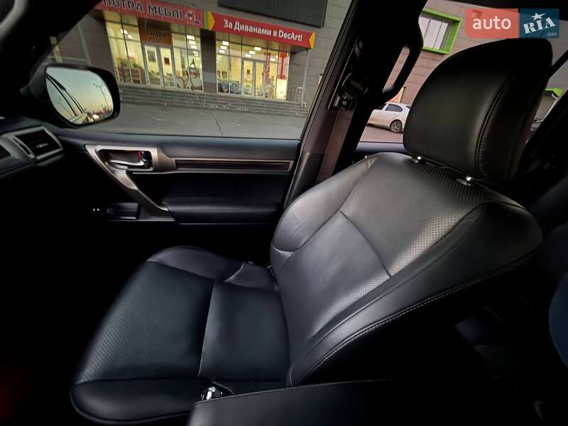 Внедорожник / Кроссовер Lexus GX 2019 в Кривом Роге фото 37 Внедорожник / Кроссовер Lexus GX 2019 в Кривом Роге