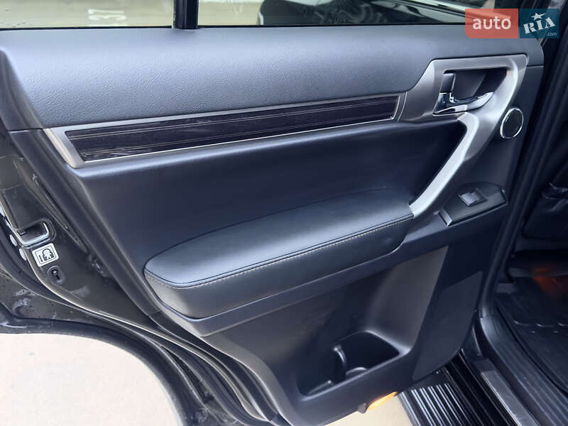 Внедорожник / Кроссовер Lexus GX 2022 в Киеве фото 33 Внедорожник / Кроссовер Lexus GX 2022 в Киеве