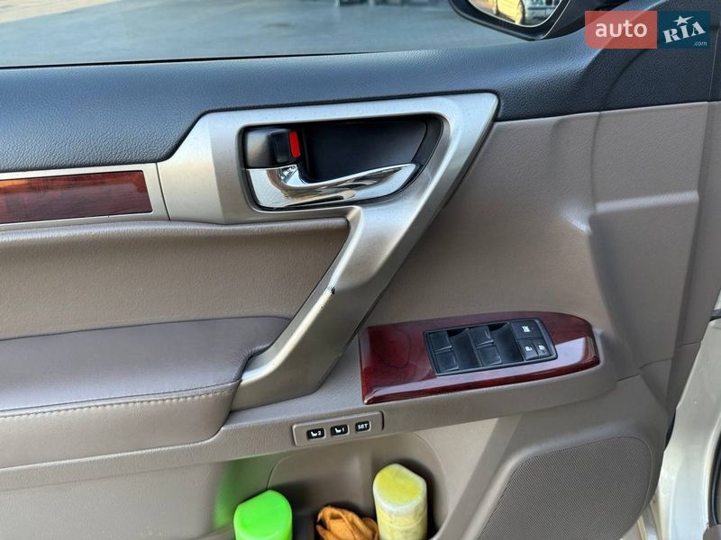 Внедорожник / Кроссовер Lexus GX 2010 в Надворной