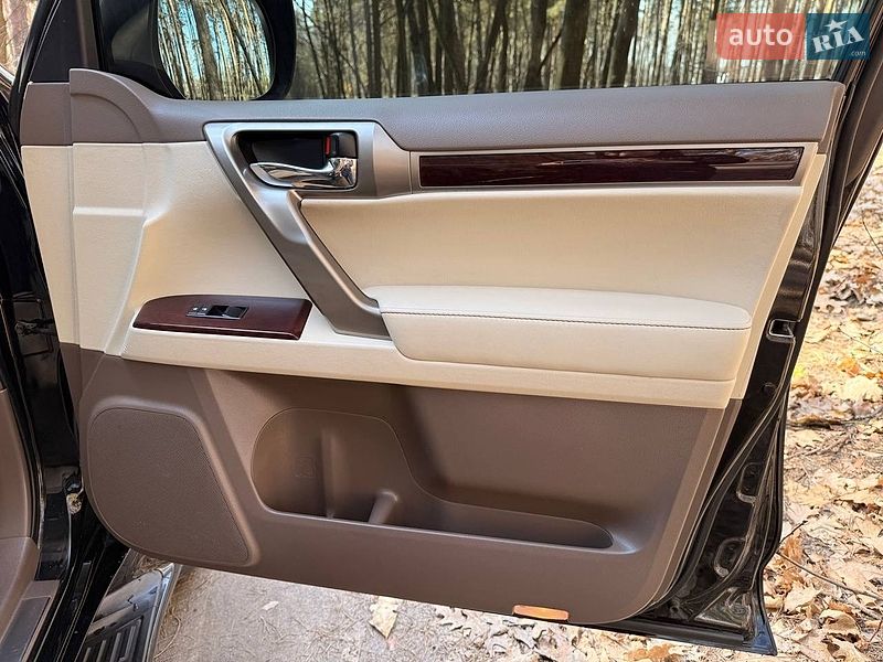Внедорожник / Кроссовер Lexus GX 2014 в Ахтырке
