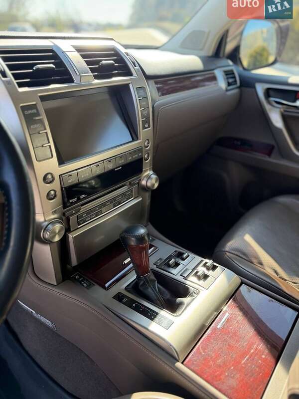 Внедорожник / Кроссовер Lexus GX 2009 в Днепре