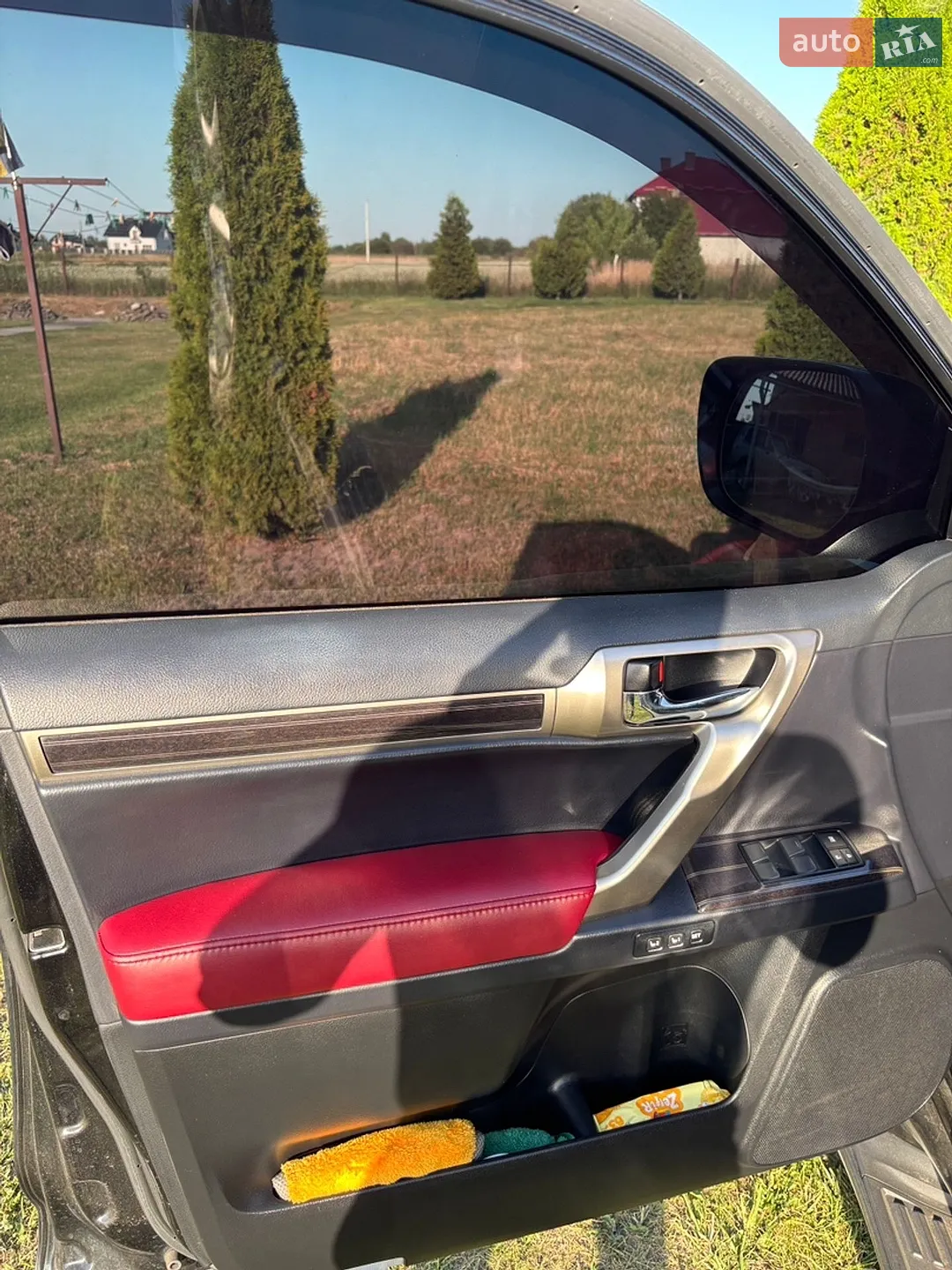 Lexus GX 2020 VIN JTJJM7FX305260320 фото оголошення 3 з 44