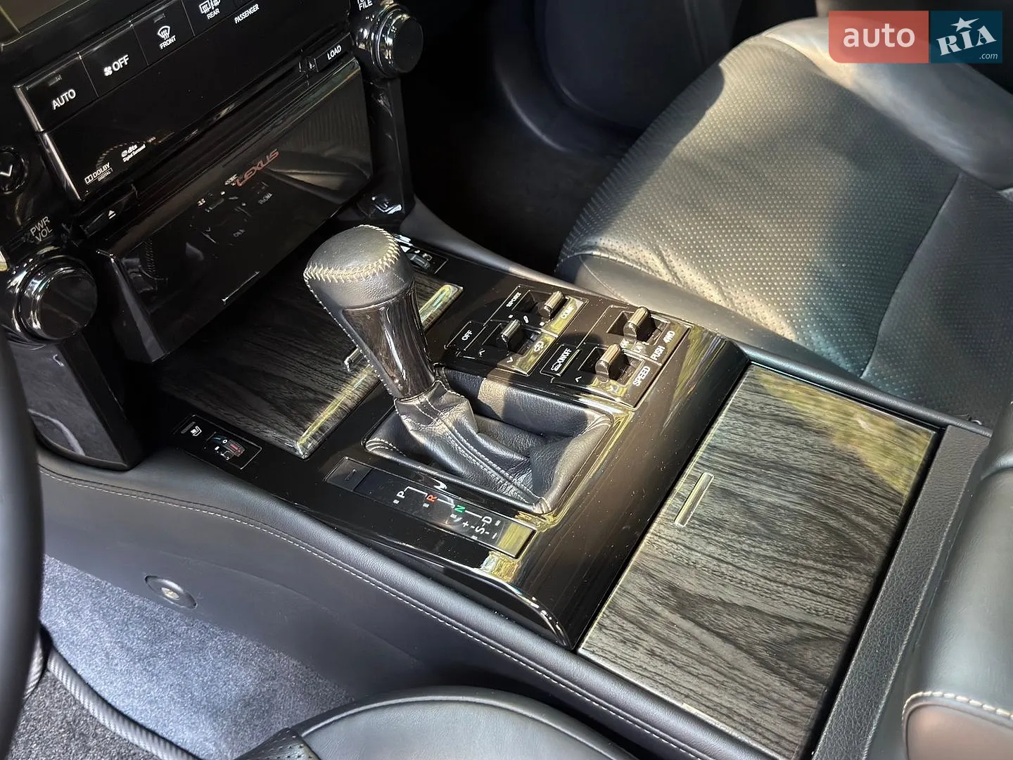 2010 Lexus GX - мініатюра 25