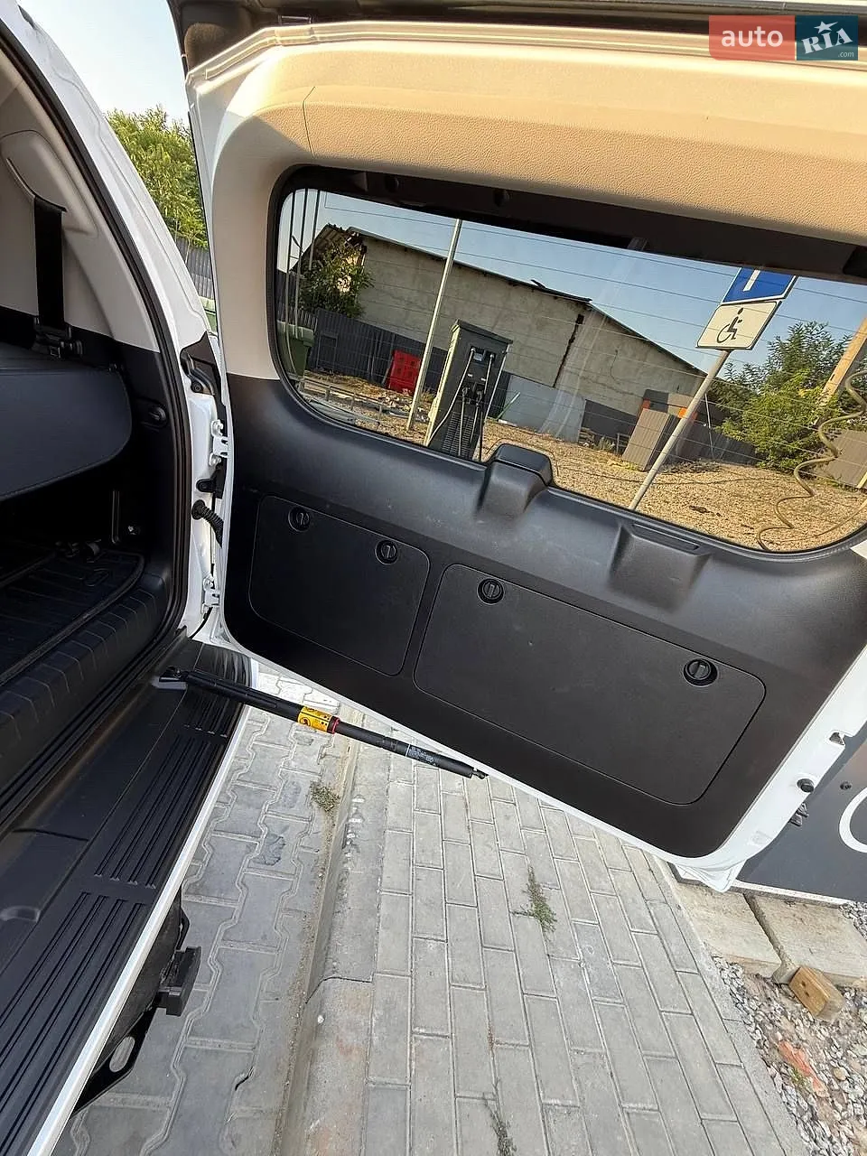 2018 Lexus GX - мініатюра 13