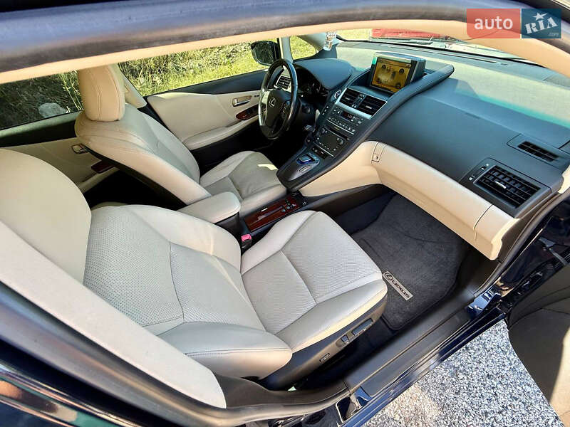 Седан Lexus HS 2010 в Києві