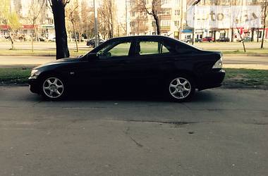 Седан Lexus IS 1999 в Киеве