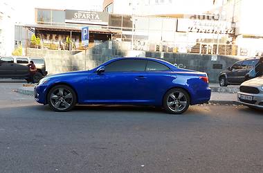 Кабриолет Lexus IS 2010 в Киеве