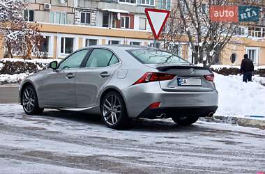 Седан Lexus IS 2016 в Ирпене