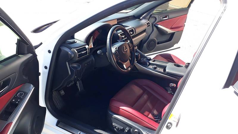 Седан Lexus IS 2015 в Одесі