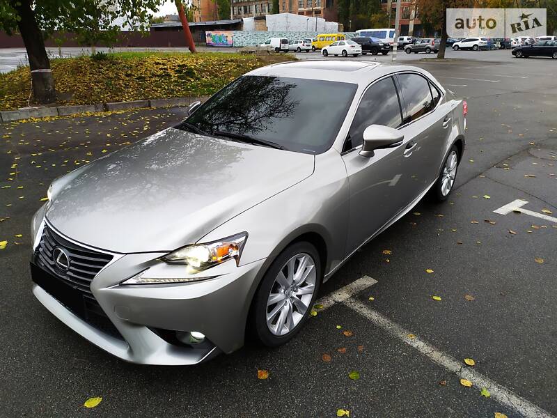Седан Lexus IS 2015 в Києві фото 7 Седан Lexus IS 2015 в Києві