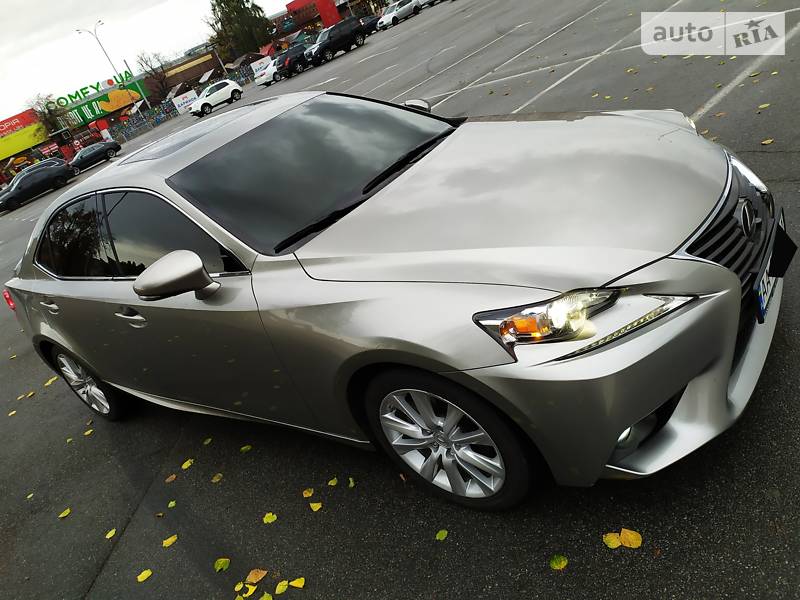 Седан Lexus IS 2015 в Києві фото Седан Lexus IS 2015 в Києві