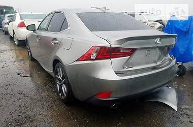 Седан Lexus IS 2015 в Києві