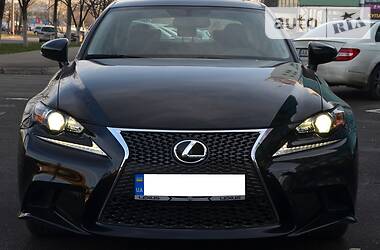 Седан Lexus IS 2016 в Киеве