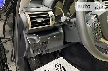 Седан Lexus IS 2014 в 