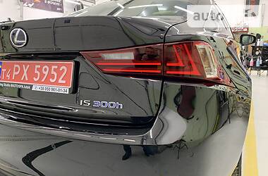 Седан Lexus IS 2014 в 