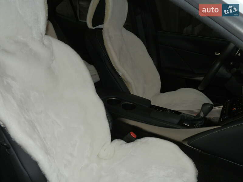 Седан Lexus IS 2014 в Києві фото 25 Седан Lexus IS 2014 в Києві