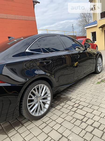 Седан Lexus IS 2015 в Одесі фото 7 Седан Lexus IS 2015 в Одесі