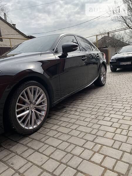 Седан Lexus IS 2015 в Одесі фото 12 Седан Lexus IS 2015 в Одесі