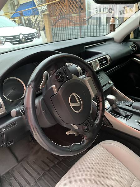 Седан Lexus IS 2015 в Одесі фото 48 Седан Lexus IS 2015 в Одесі