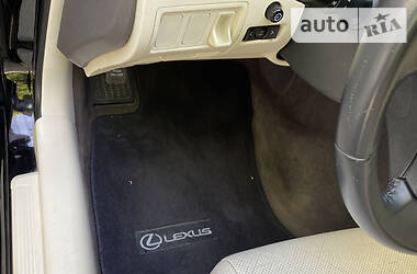 Седан Lexus IS 2010 в 