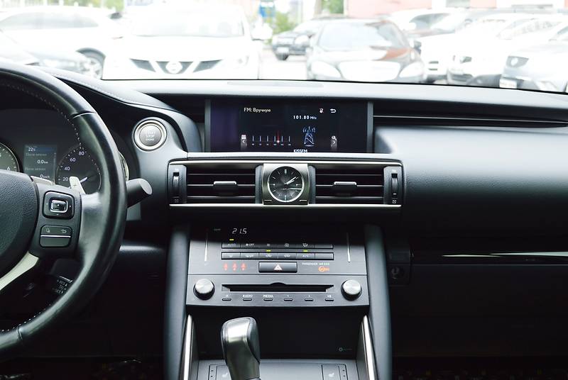 Седан Lexus IS 2017 в Одесі фото 28 Седан Lexus IS 2017 в Одесі