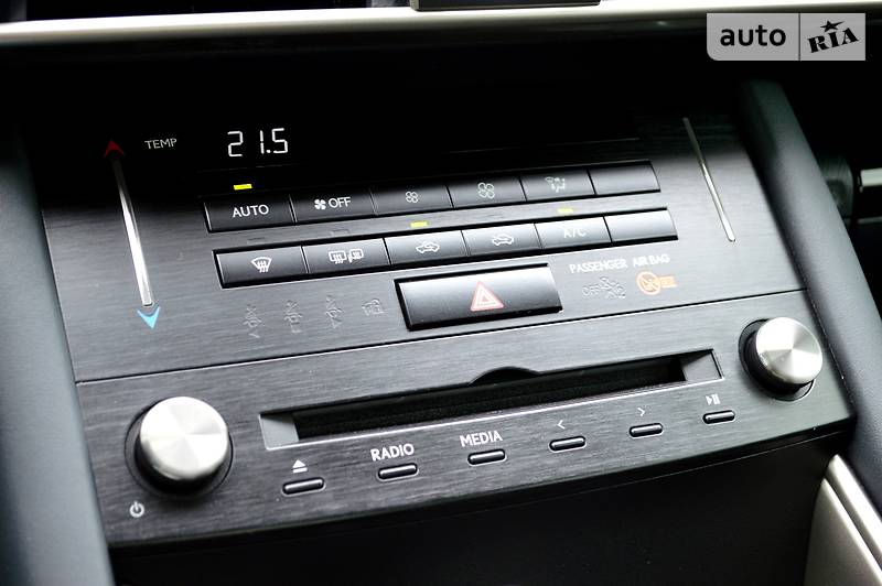 Седан Lexus IS 2017 в Одесі фото 44 Седан Lexus IS 2017 в Одесі