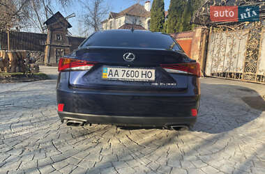 Седан Lexus IS 2017 в Киеве