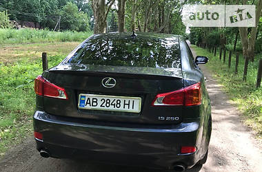 Седан Lexus IS 2008 в Гайсине