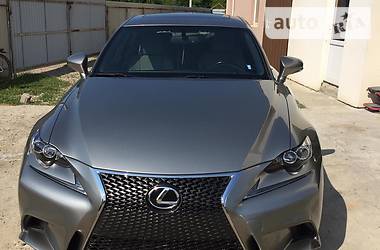 Седан Lexus IS 2015 в 