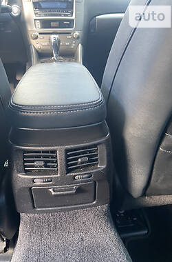 Седан Lexus IS 2011 в 