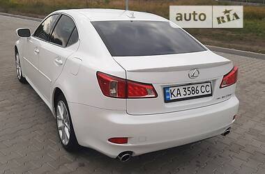 Седан Lexus IS 2011 в Боярці