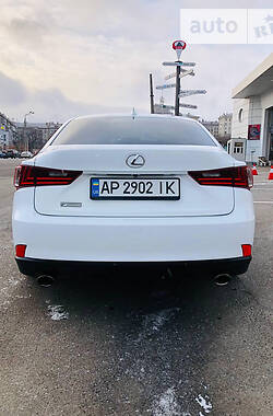 Седан Lexus IS 2016 в Харькове