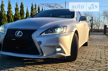 Седан Lexus IS 2011 в Львові