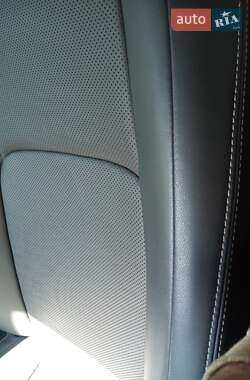 Седан Lexus IS 2017 в Новому Бузі