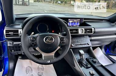 Седан Lexus IS 2016 в 