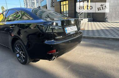 Седан Lexus IS 2012 в Києві