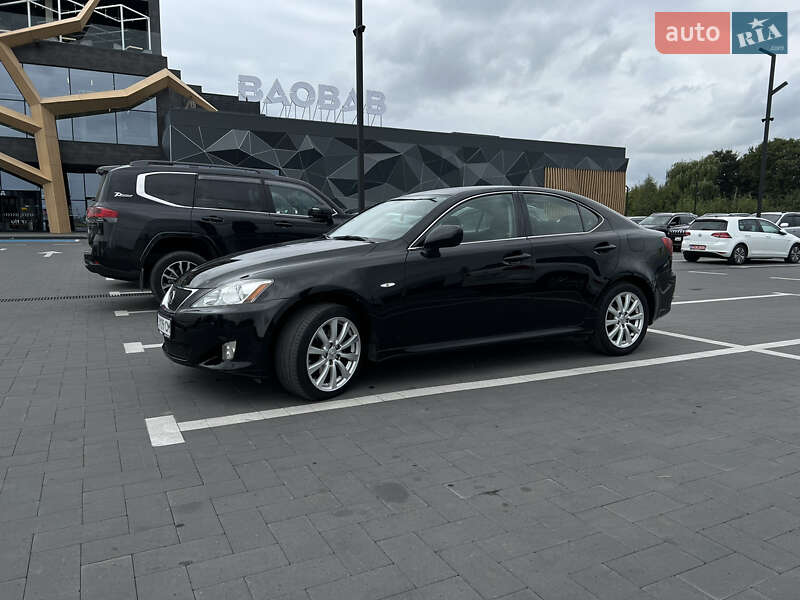 Седан Lexus IS 2008 в Луцьку